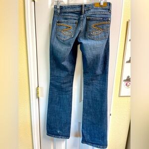 Seven7- Low-Rise Bootcut Blue Denim Jean Size 26 -Great condition